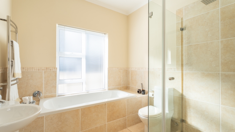 4 Bedroom Property for Sale in Calypso Beach Western Cape